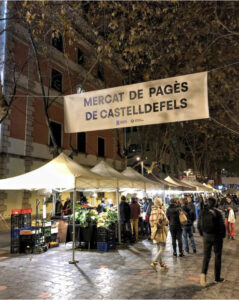 Castelldefels posa en marxa un nou Mercat de Pagès amb productes de proximitat